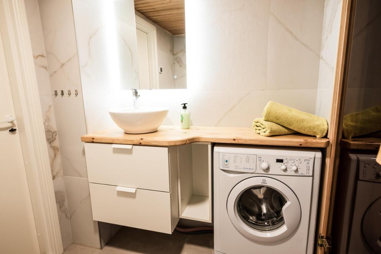 Cabin Guesthouse With Free Parking Parnawa Zewnętrze zdjęcie