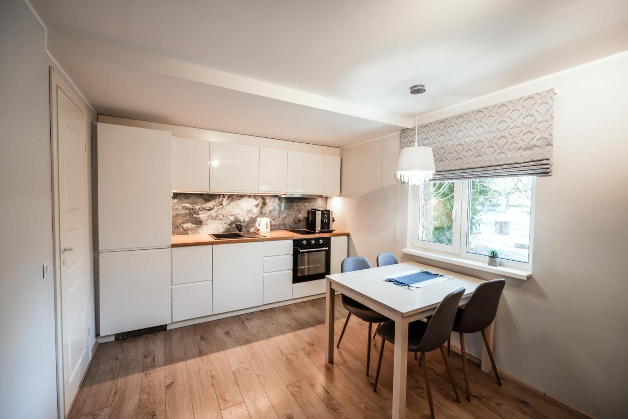 Cabin Guesthouse With Free Parking Parnawa Zewnętrze zdjęcie