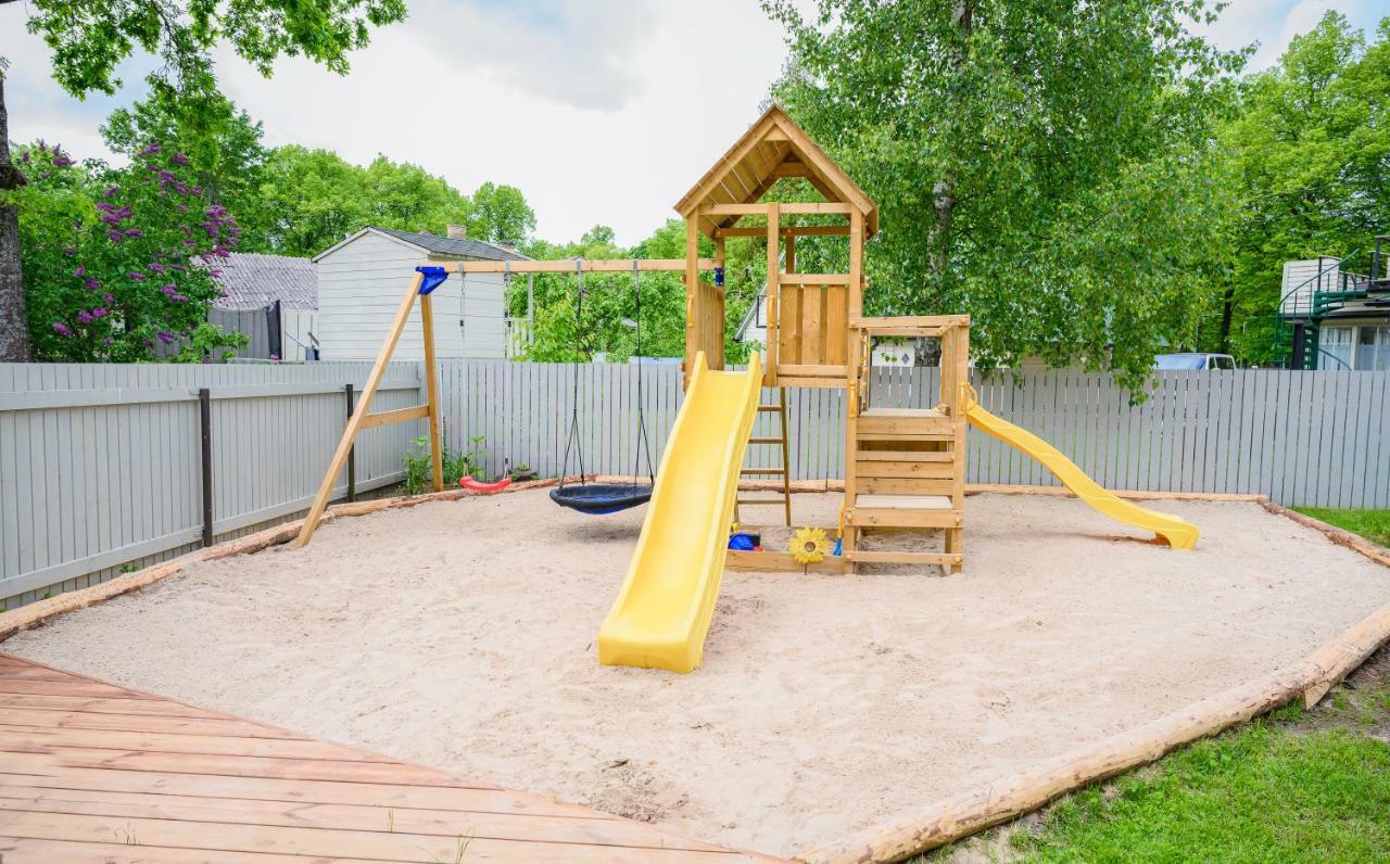 Cabin Guesthouse With Free Parking Parnawa Zewnętrze zdjęcie